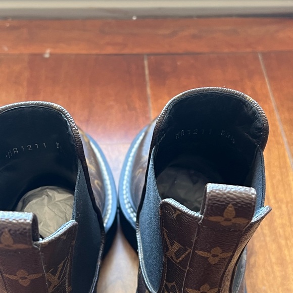 Louis Vuitton Chelsea boot - Picture 6 of 7